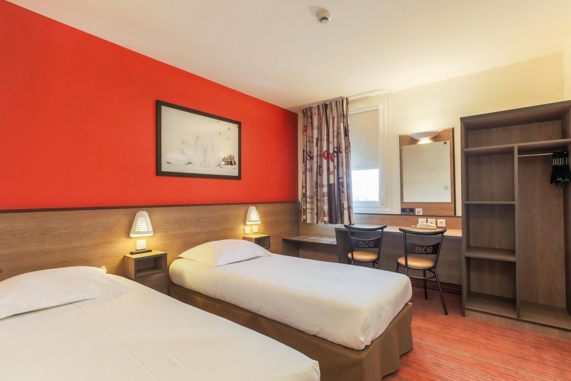Ace Hotel Brive Brive-la-Gaillarde Exterior foto